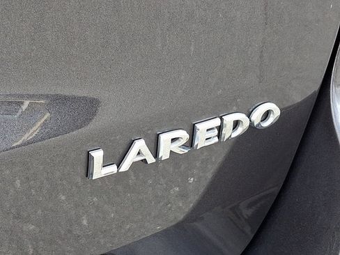 Used 2021 Jeep Grand Cherokee Laredo w/ Security & Convenience Group AWD/4WD image 31