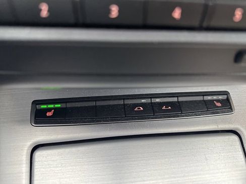 Used 2014 BMW Z4 sDrive35i image 17