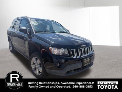 Used 2016 Jeep Compass Sport w/ Power Value Group AWD/4WD image 3