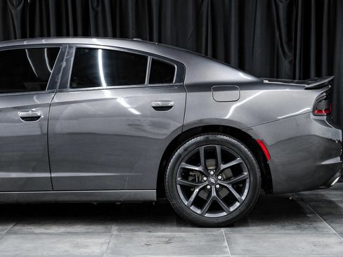 Used 2021 Dodge Charger SXT w/ Blacktop Package RWD image 13