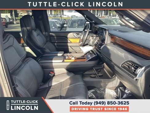 Used 2022 Lincoln Corsair Reserve w/ Equipment Group 201A image 16