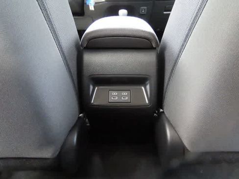 Used 2024 Toyota Corolla LE FWD image 22