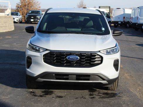 New 2026 Ford Escape ST-Line w/ Tech Pack #1 image 10