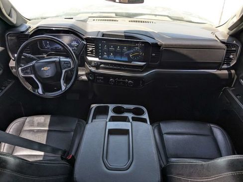 Used 2024 Chevrolet Silverado 3500 LT AWD/4WD image 12