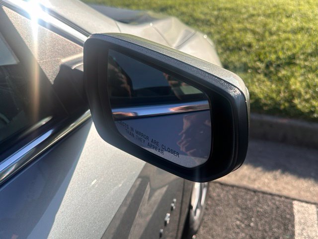 Used 2023 Chevrolet Malibu LT FWD image 11