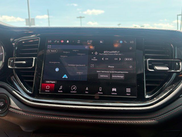 Used 2021 Dodge Durango R/T w/ Blacktop Package AWD/4WD image 17