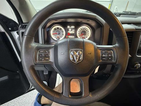 Used 2018 RAM 1500 Express w/ Express Value Package AWD/4WD image 16
