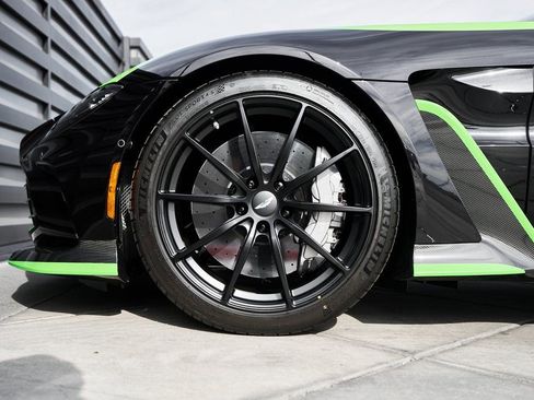 Used 2023 Aston Martin V12 Vantage image 7