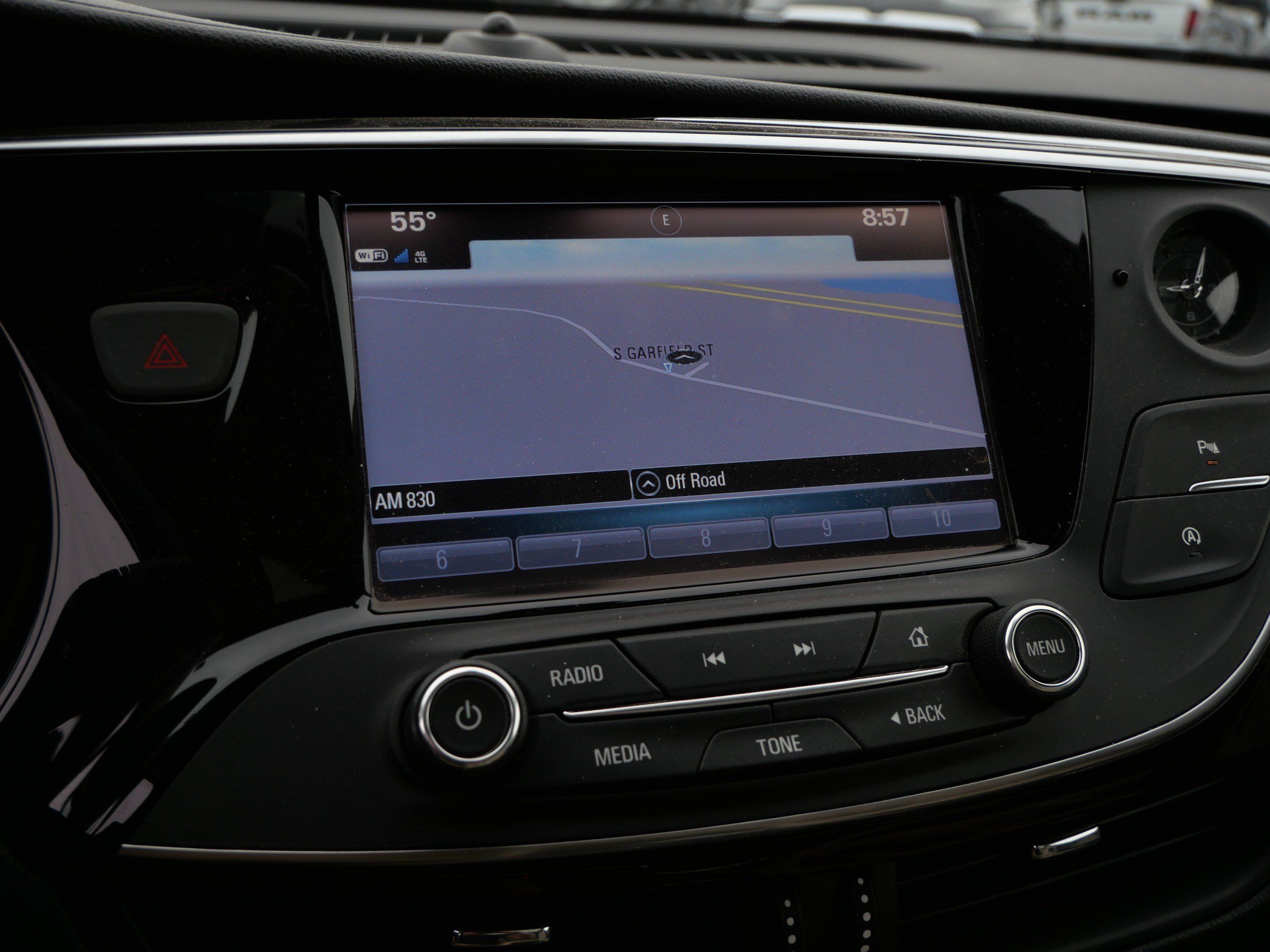 Used 2020 Buick Envision Essence AWD/4WD image 31