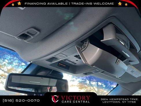 Used 2020 Chevrolet Suburban Premier w/ Premier 6.2L Value Package image 35