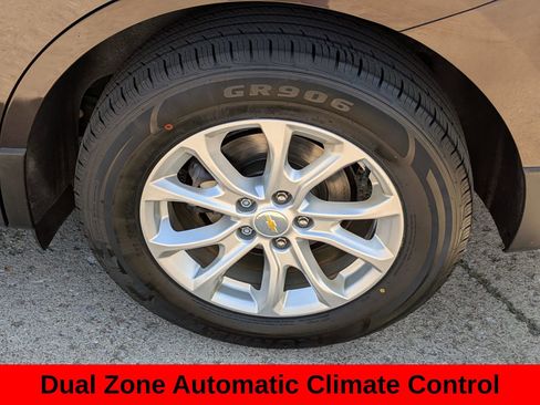 Used 2020 Chevrolet Equinox LT FWD image 13