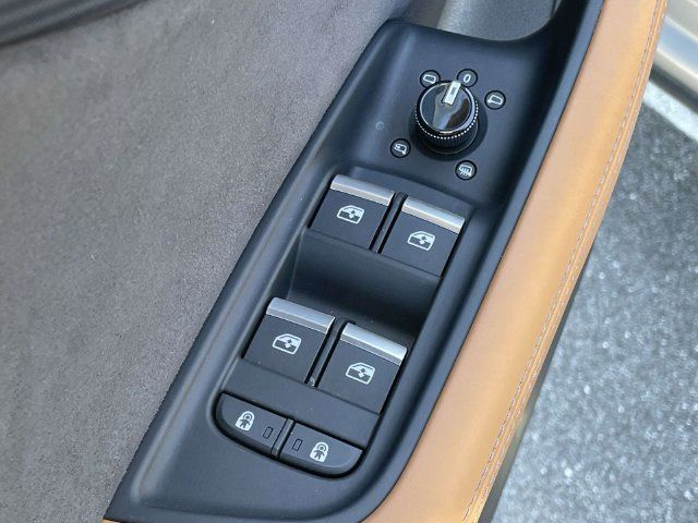 Certified 2024 Audi RS Q8 AWD/4WD image 71