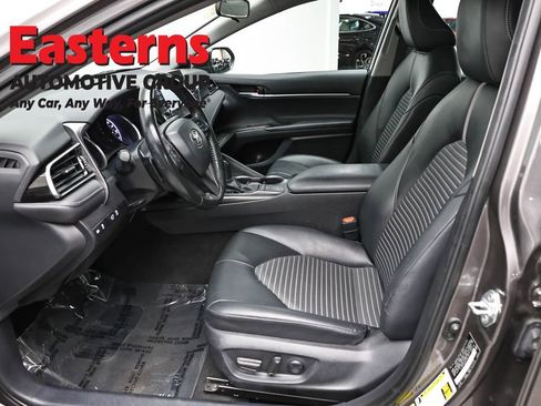 Used 2023 Toyota Camry SE FWD image 13