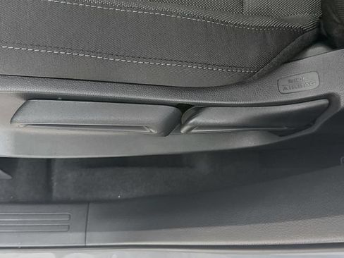Used 2026 Honda CR-V LX image 18