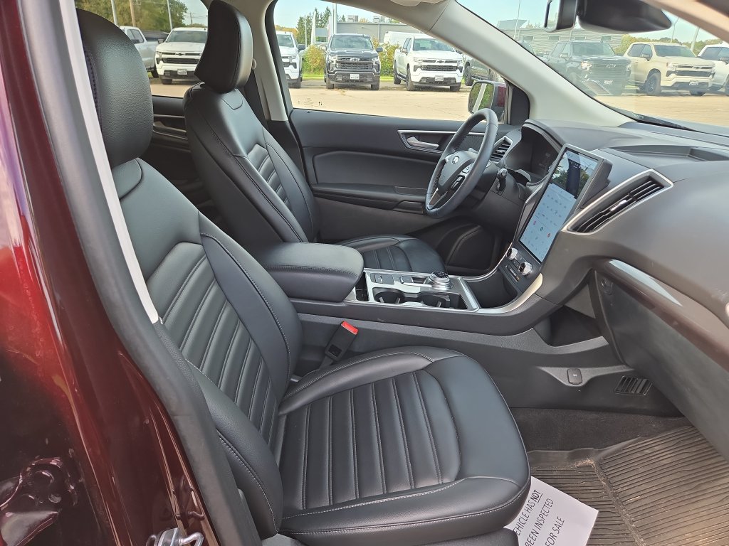 Used 2024 Ford Edge SEL w/ Convenience Package AWD/4WD image 11