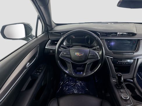 Used 2020 Cadillac XT5 Luxury image 17