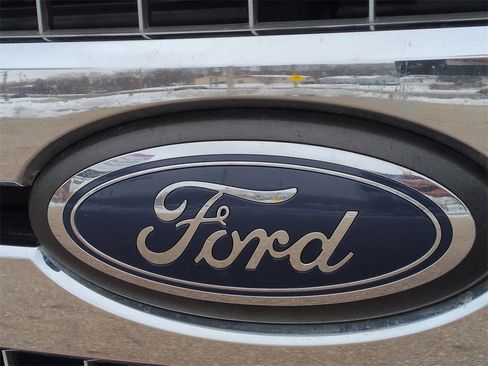 Used 2019 Ford F150 XLT w/ XTR Package image 9