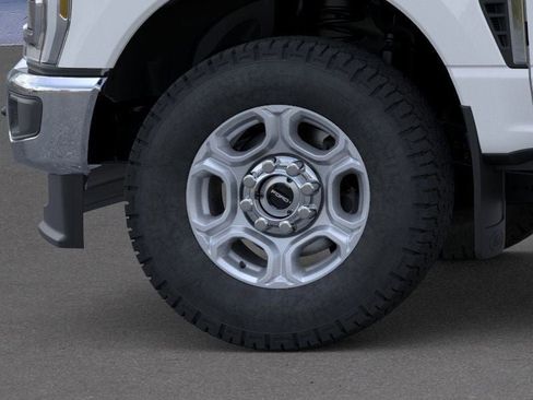New 2026 Ford F250 XLT w/ XLT Premium Package AWD/4WD image 19