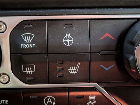 Used 2021 Jeep Wrangler Unlimited Sport AWD/4WD image 24