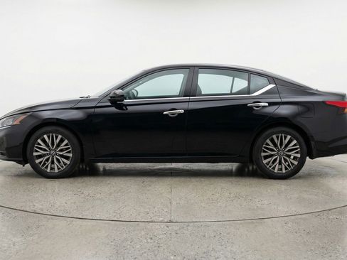 Used 2025 Nissan Altima 2.5 SV image 5