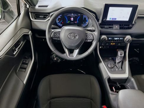 Certified 2024 Toyota RAV4 SE w/ Convenience Package AWD/4WD image 21
