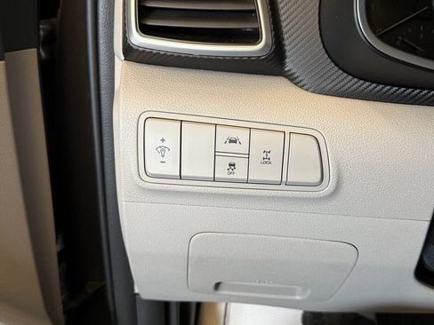 Used 2021 Hyundai Tucson SE image 18