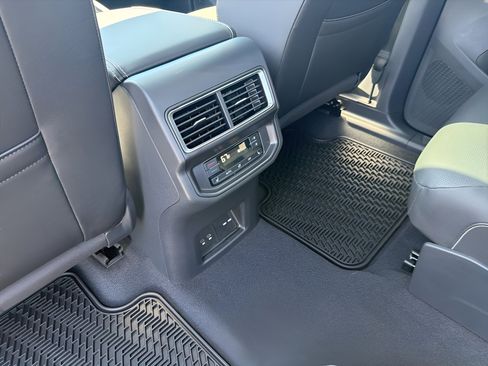 New 2026 Volkswagen Atlas SEL AWD/4WD image 25