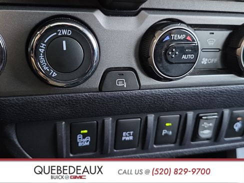 Used 2017 Toyota Tacoma TRD Sport w/ Premium & Technology Package image 26