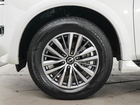 Used 2023 Nissan Armada SL w/ Captain's Chairs Package AWD/4WD image 32