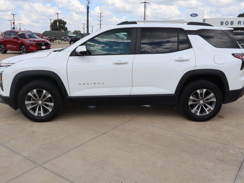 Used 2025 Chevrolet Equinox LT w/ Convenience Package II AWD/4WD image 8
