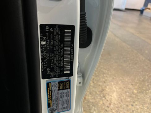 Used 2025 Kia K5 LXS FWD image 29