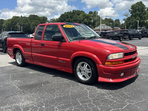 Used 2003 Chevrolet S10 Pickup LS w/ LS Preferred Equipment Group RWD image 1
