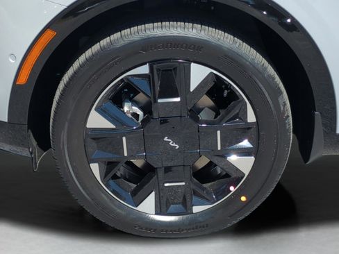 New 2026 Kia Sportage SX Prestige image 3