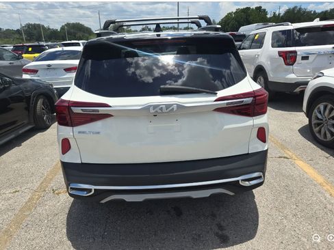 Used 2022 Kia Seltos S FWD image 4