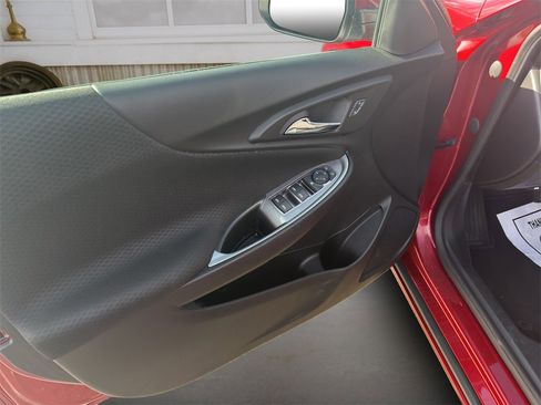 Used 2024 Chevrolet Malibu LT image 31