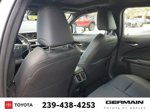 Used 2022 Lexus UX 200 w/ Accessory Package (Z2) image 22