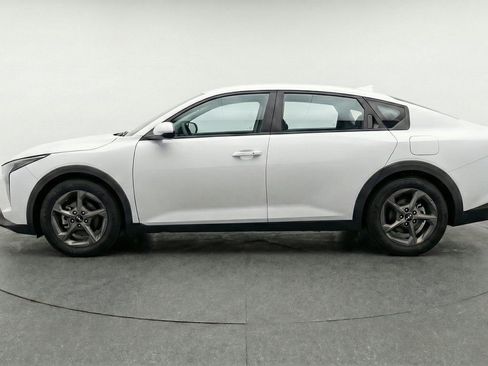 Used 2025 Kia K4 FWD image 5