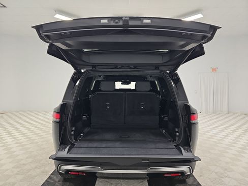 Used 2025 Rivian R1S Adventure AWD/4WD image 15