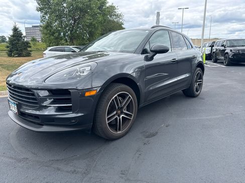 Used 2021 Porsche Macan S AWD/4WD image 3