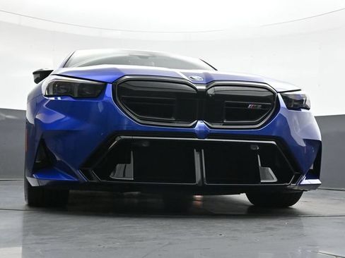 Used 2025 BMW M5 w/ Carbon Package AWD/4WD image 38