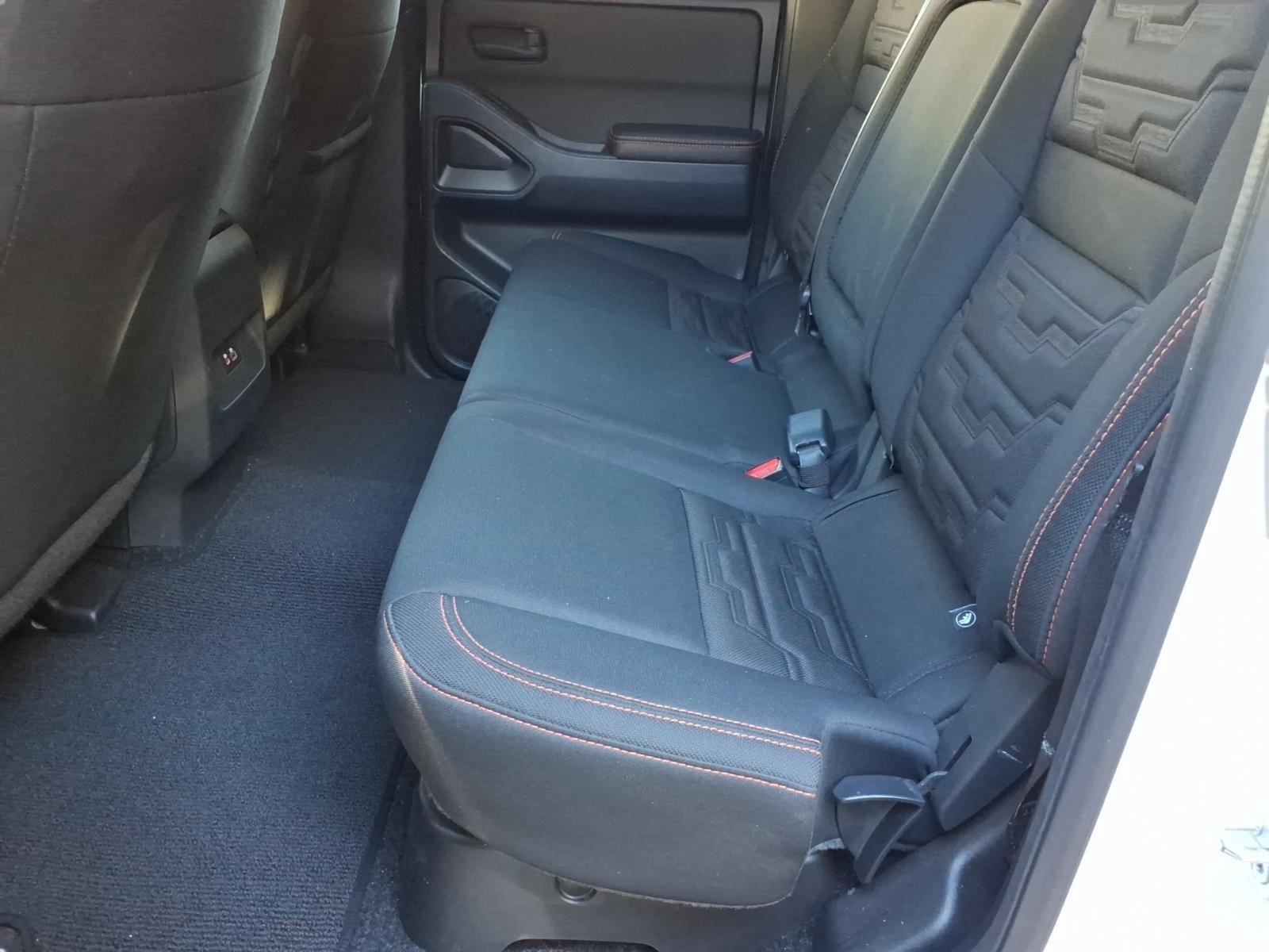 Used 2026 Nissan Frontier PRO-4X AWD/4WD image 7