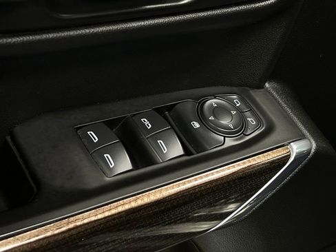 Used 2021 Chevrolet Silverado 1500 RST AWD/4WD image 15