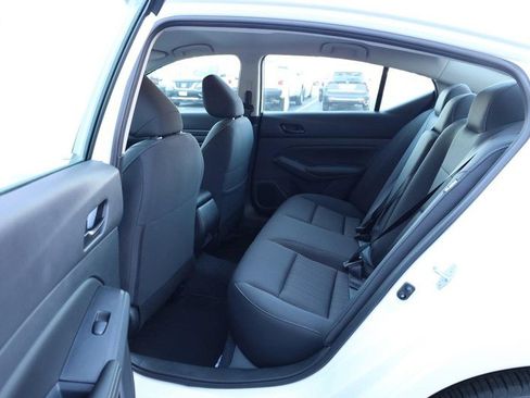 New 2025 Nissan Altima 2.5 SV image 19