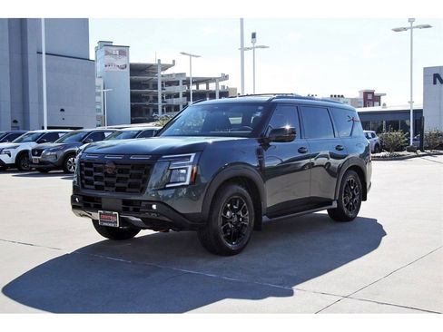 Used 2026 Nissan Armada PRO-4X image 2