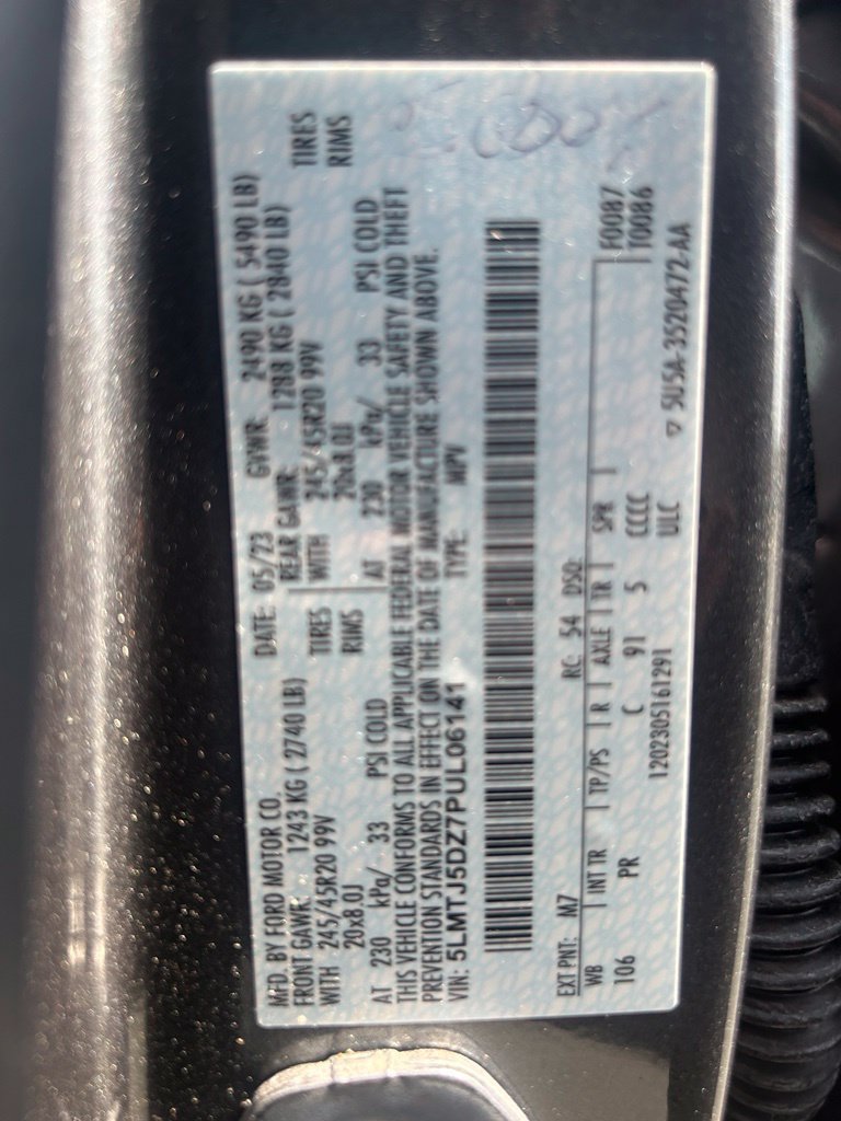 Used 2023 Lincoln Corsair Grand Touring w/ Equipment Group 302A AWD/4WD image 15