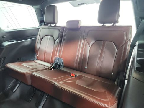 Used 2024 Ford Expedition Limited RWD image 44