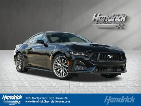 Used 2025 Ford Mustang GT Premium image 1