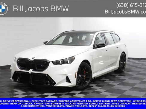 Used 2027 BMW M5 Touring AWD/4WD image 1