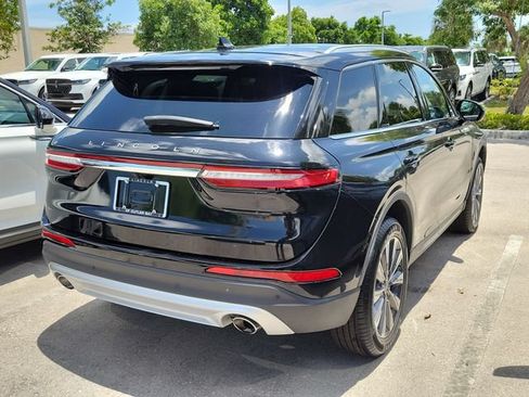 Certified 2022 Lincoln Corsair Reserve FWD image 6