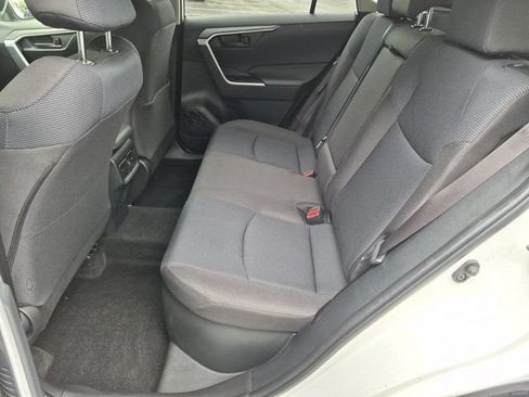 Certified 2025 Toyota RAV4 LE AWD/4WD image 16